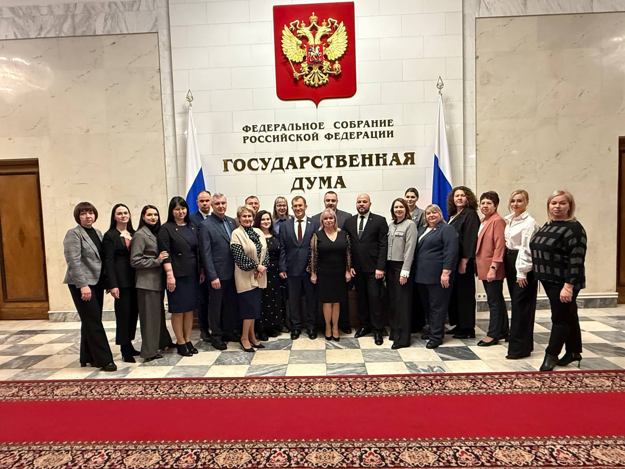 Депутат городского Совета народных депутатов, председатель  ТОС №10 города Богучар Лариса Безуглова в составе официальной делегации Воронежской области стала участницей масштабного всероссийского форума «Роль местных сообществ в единой системе публичной в.